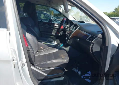 2014 Mercedes-Benz Ml 350 4Matic z USA, uszkodzony, nr VIN 4JGDA5HB0EA275995